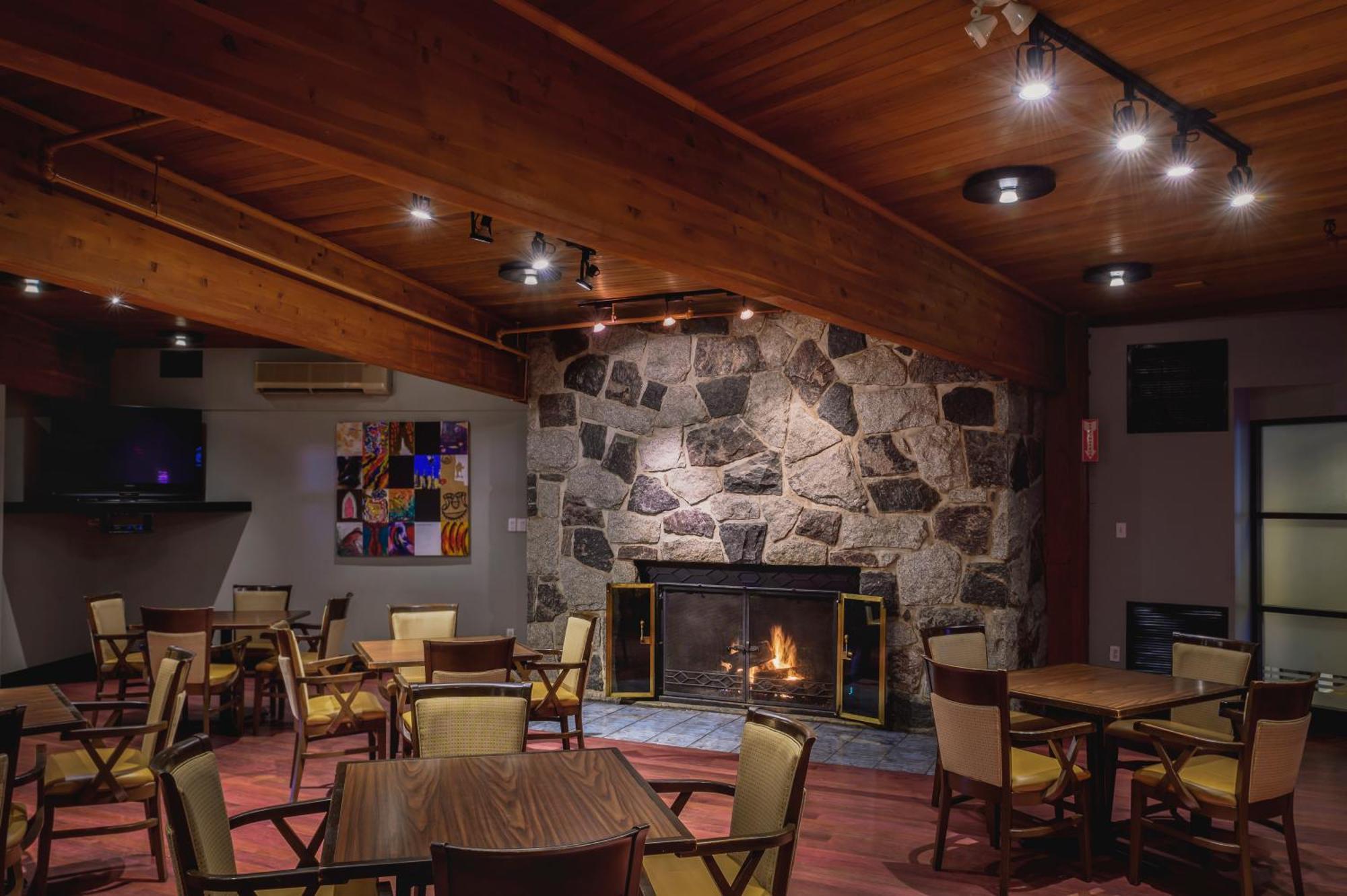 Le Manoir Du Lac Delage Stoneham Eksteriør billede